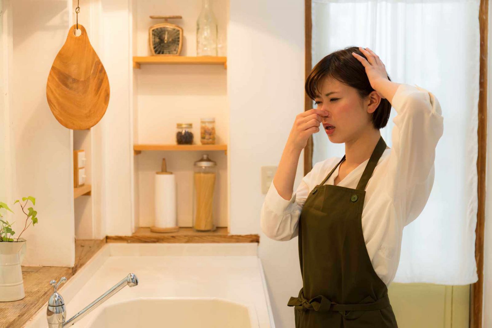 Xử lý mùi hôi nhà vệ sinh chung cư, gia đình Uy Tín - Giá Tốt